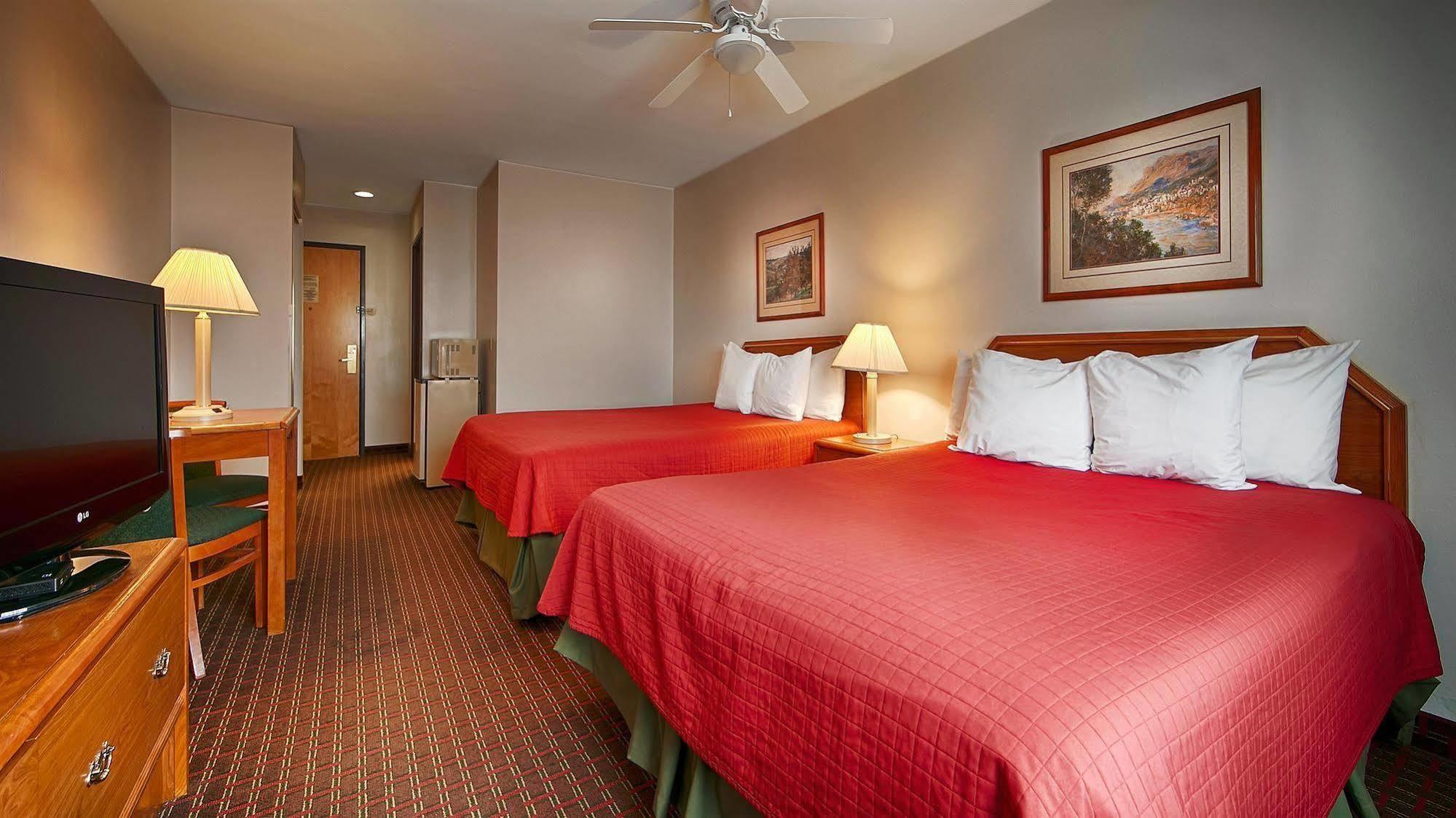 Best Western Inn And Suites Copperas Cove מראה חיצוני תמונה